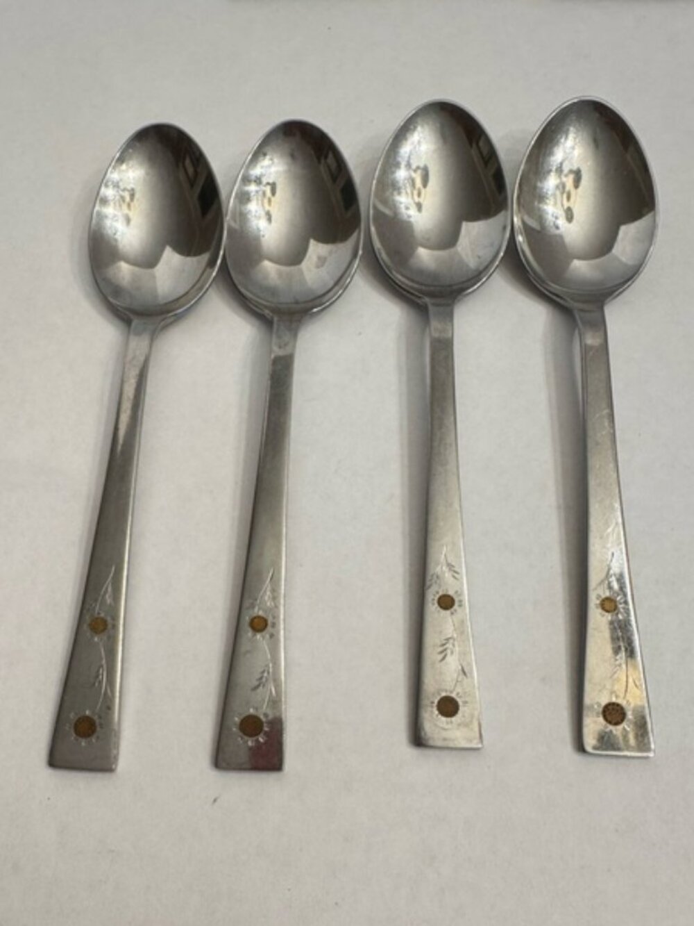 Nasco RADIANT 4 SOUP SPOONS Stainless Brass Copper Flowers Silverware Flatware